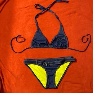 Super fun “denim” bikini 👙 size medium
